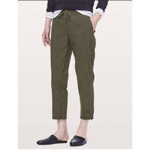 Lululemon Dance Studio Crop II  green  Womens Pants Size 6 athletic workout
